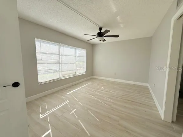 $1,700 | 7351 West Country Club Drive North, Unit 105, Sarasota, FL 34243