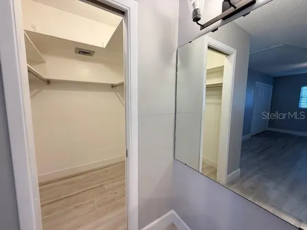 $1,700 | 7351 West Country Club Drive North, Unit 105, Sarasota, FL 34243