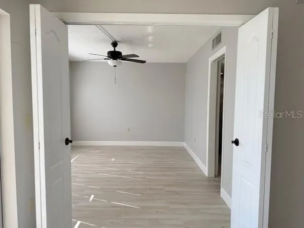 $1,700 | 7351 West Country Club Drive North, Unit 105, Sarasota, FL 34243