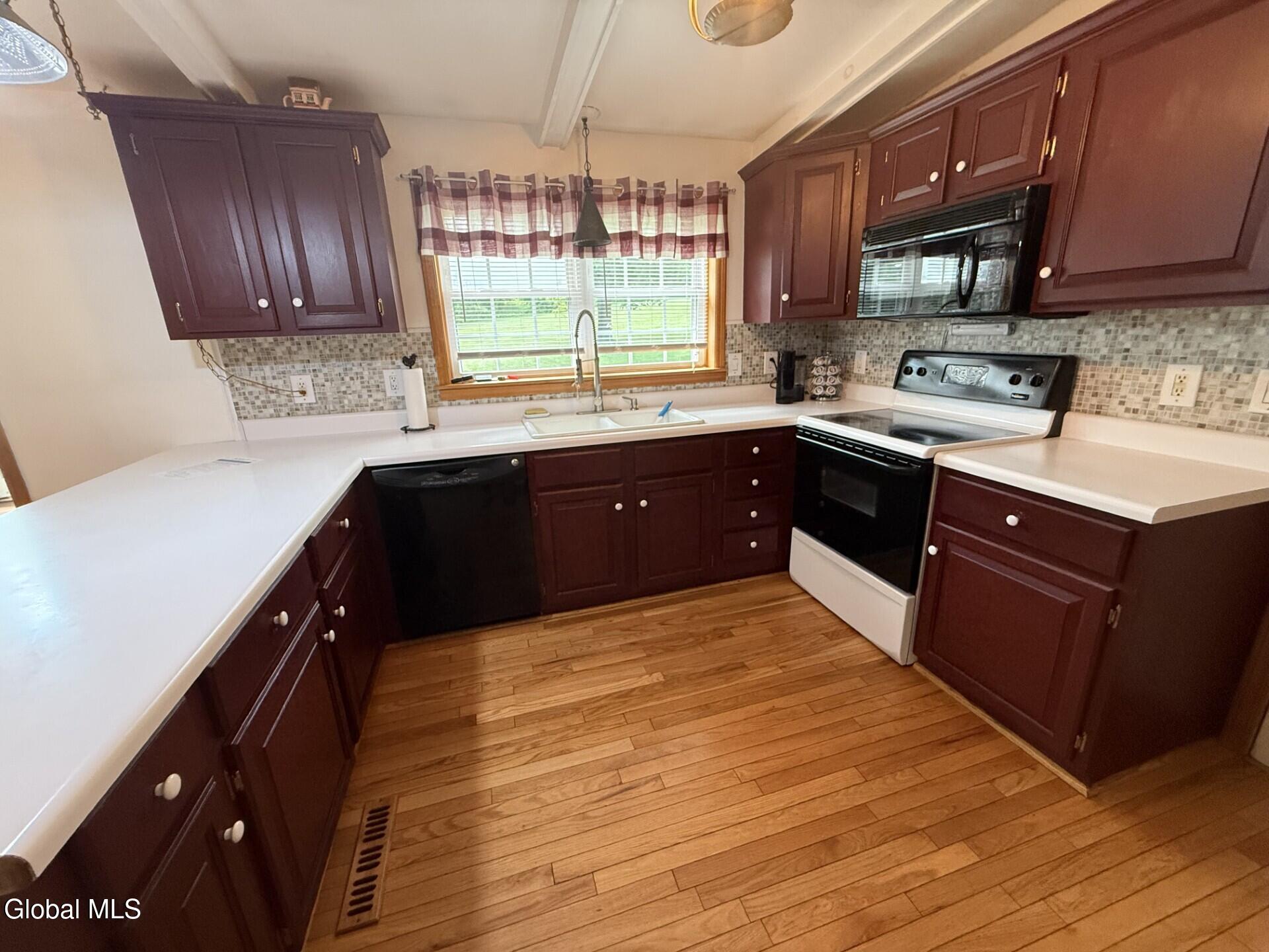 695 Dean Road Hudson Falls, NY 12839 - Photo 14 of 35 picture perfect county kitchen