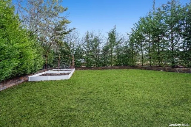 $2,997,000 | 290 Heather Lane, Hewlett, NY 11557