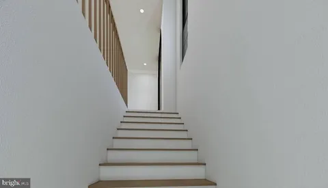 $1,200,000 | 4801 Seminole Avenue, Alexandria, VA 22312