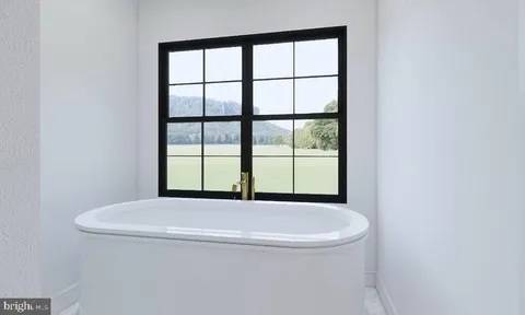 $1,200,000 | 4801 Seminole Avenue, Alexandria, VA 22312