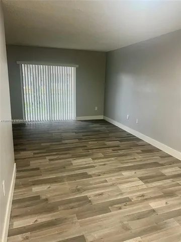 a view of a livingroom with an empty space