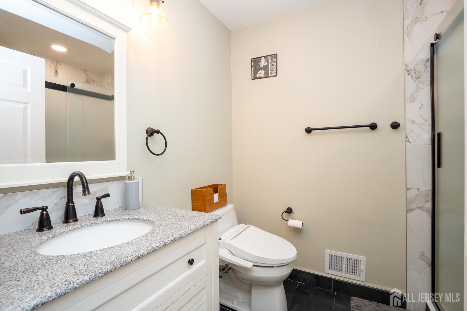 2502 Pheasant Run Monmouth Junction, NJ 08852 - Photo 13 of 30