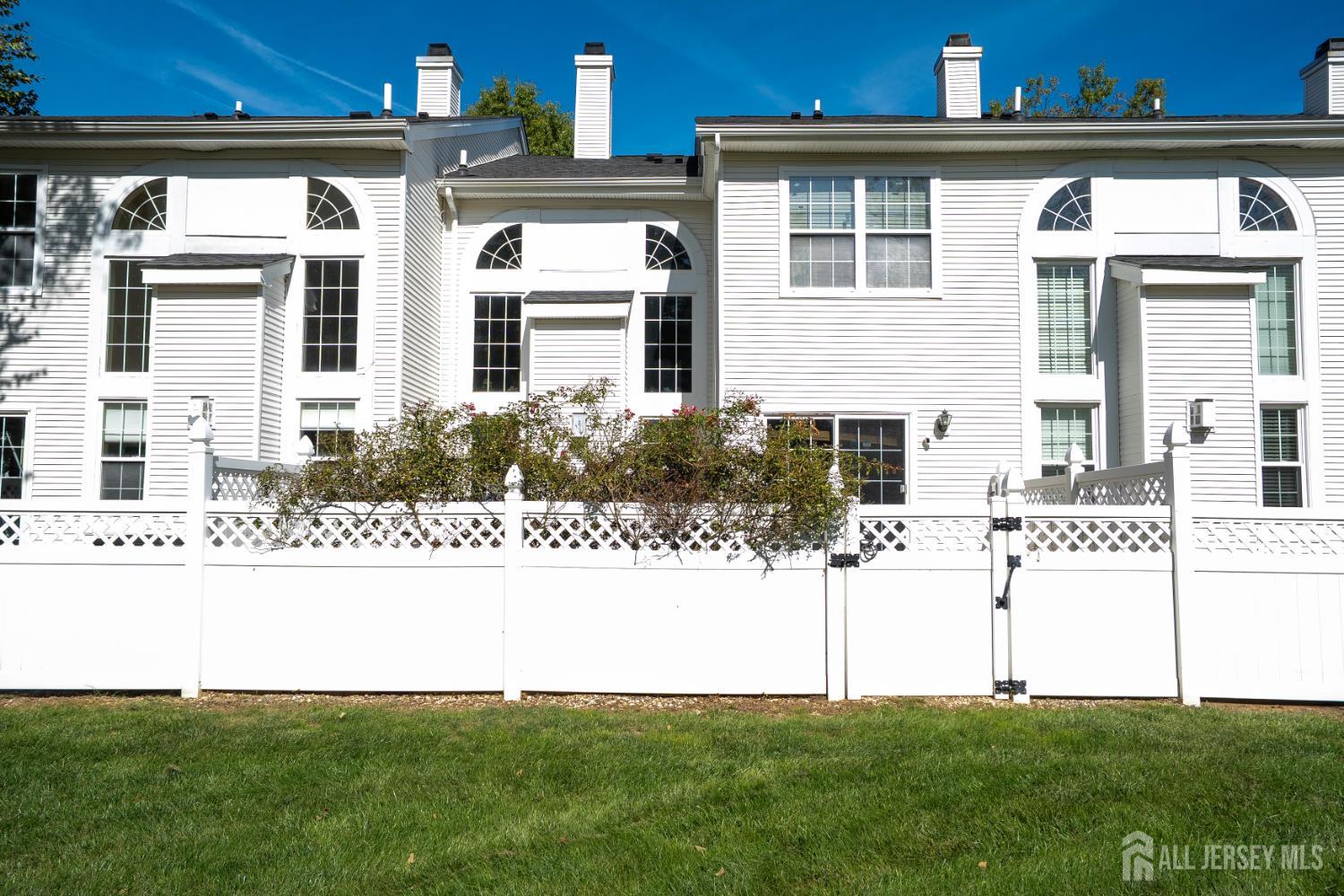 2502 Pheasant Run Monmouth Junction, NJ 08852 - Photo 29 of 30