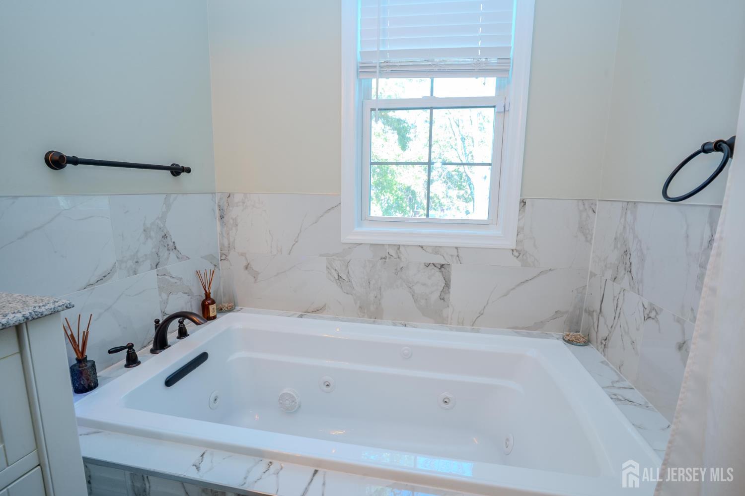 2502 Pheasant Run Monmouth Junction, NJ 08852 - Photo 6 of 30