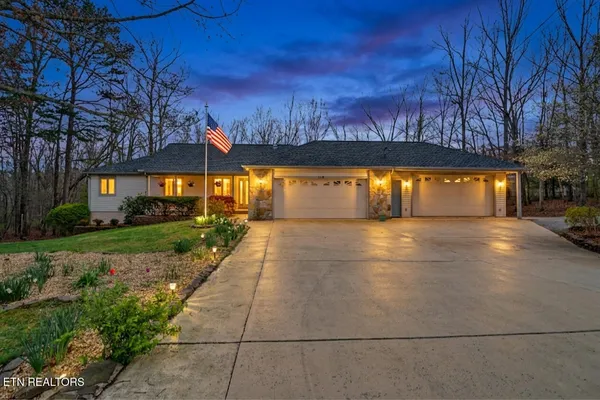 $540,000 | 110 Bradford Lane, Crossville, TN 38558