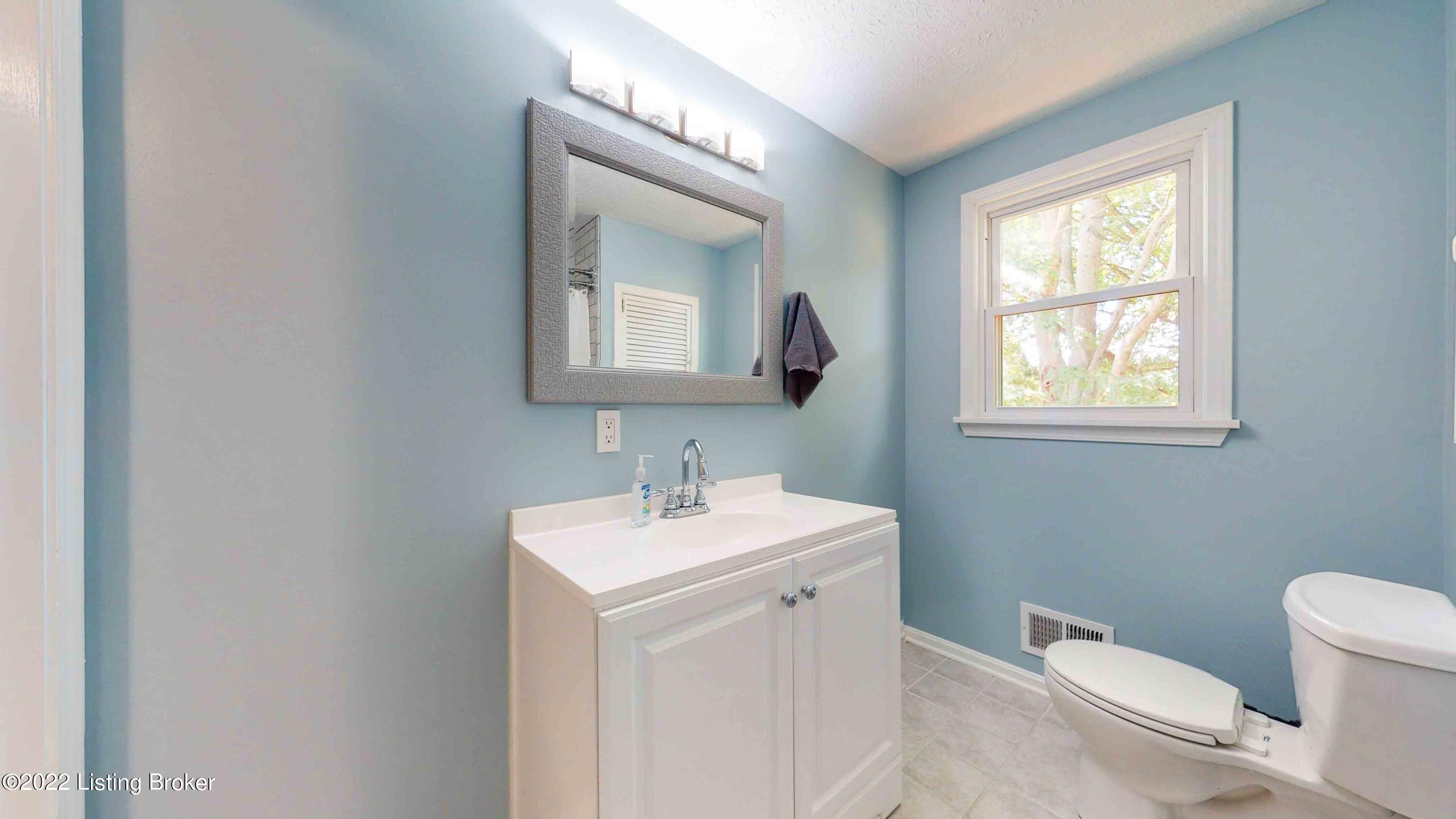 3720 Longview Road Louisville, KY 40299 - Photo 36 of 66 3720-Longview-Rd-36