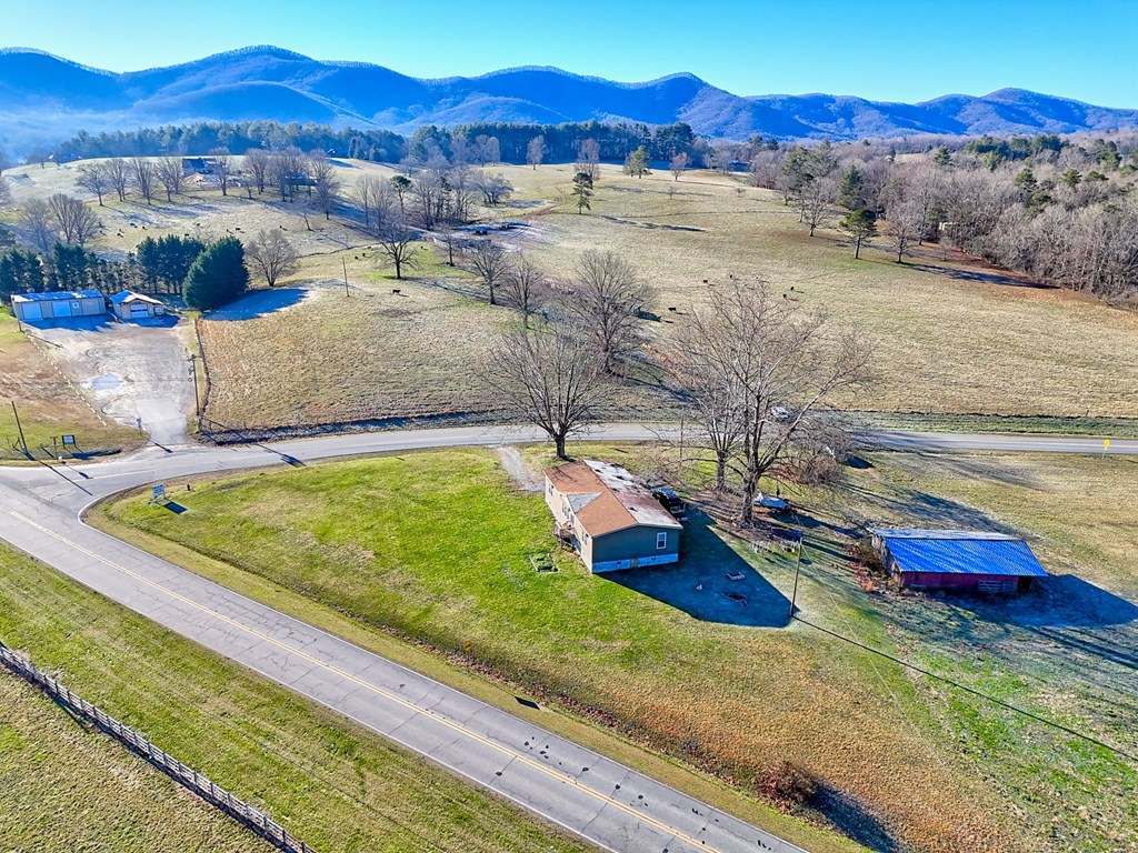42 Jones Creek Road Blairsville, GA 30512 - Photo 12 of 54