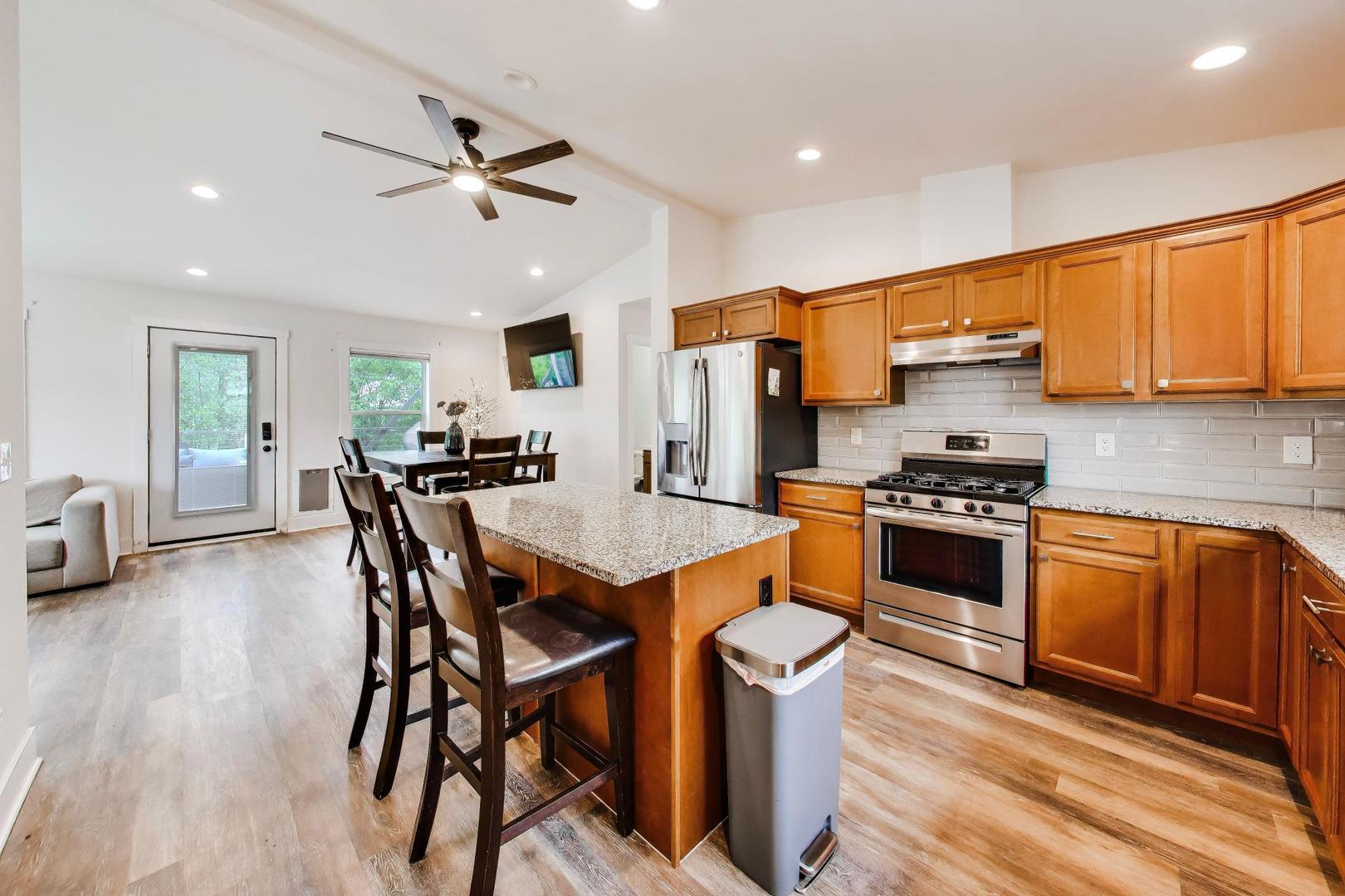 23694 North Park Road Lake Zurich, IL 60047 - Photo 8 of 27