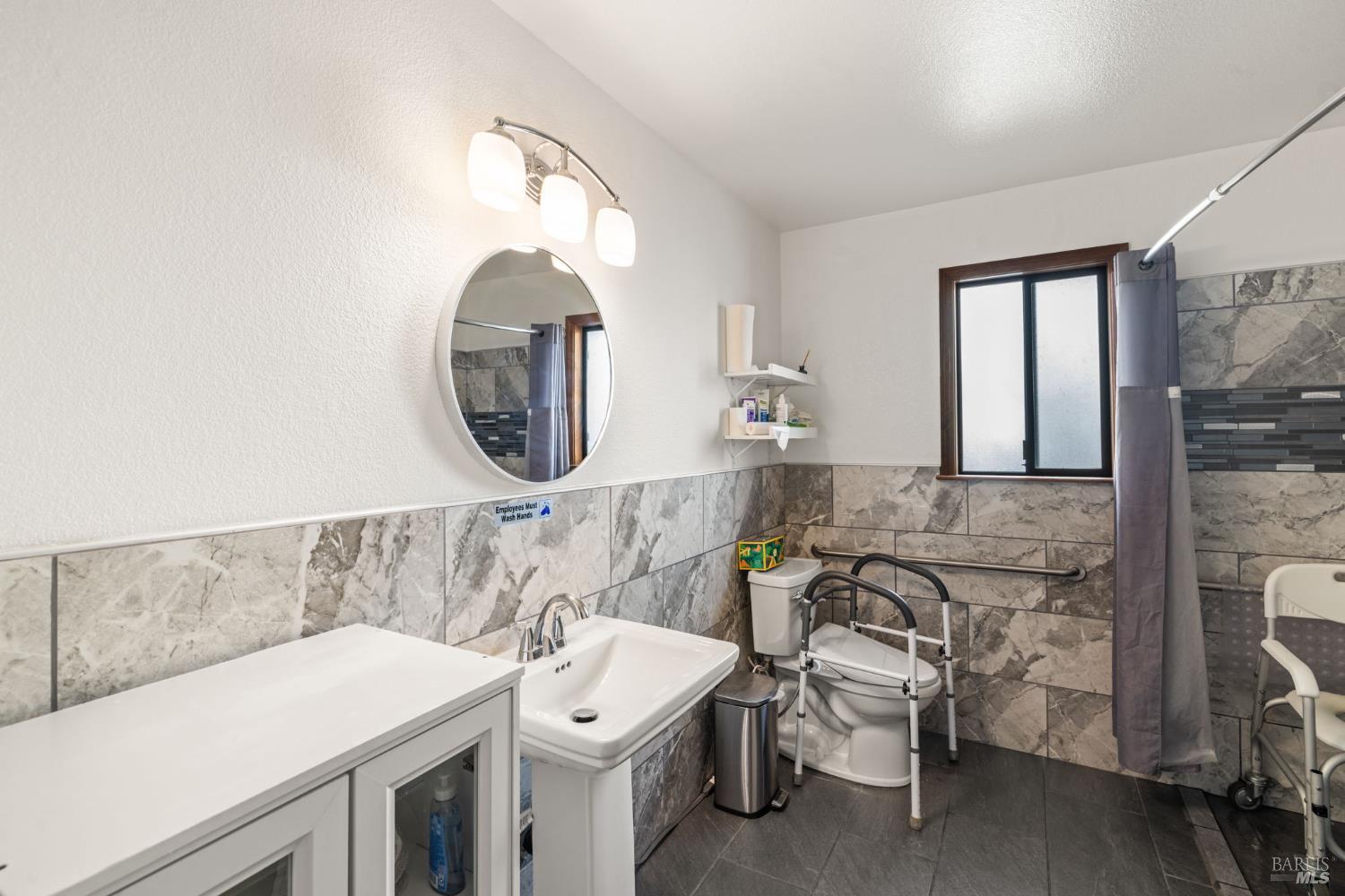 5525 Carriage Lane Santa Rosa, CA 95403 - Photo 16 of 38