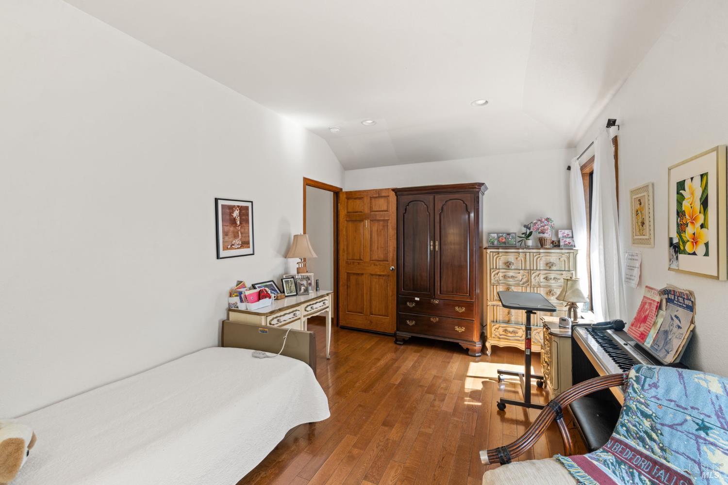 5525 Carriage Lane Santa Rosa, CA 95403 - Photo 8 of 38