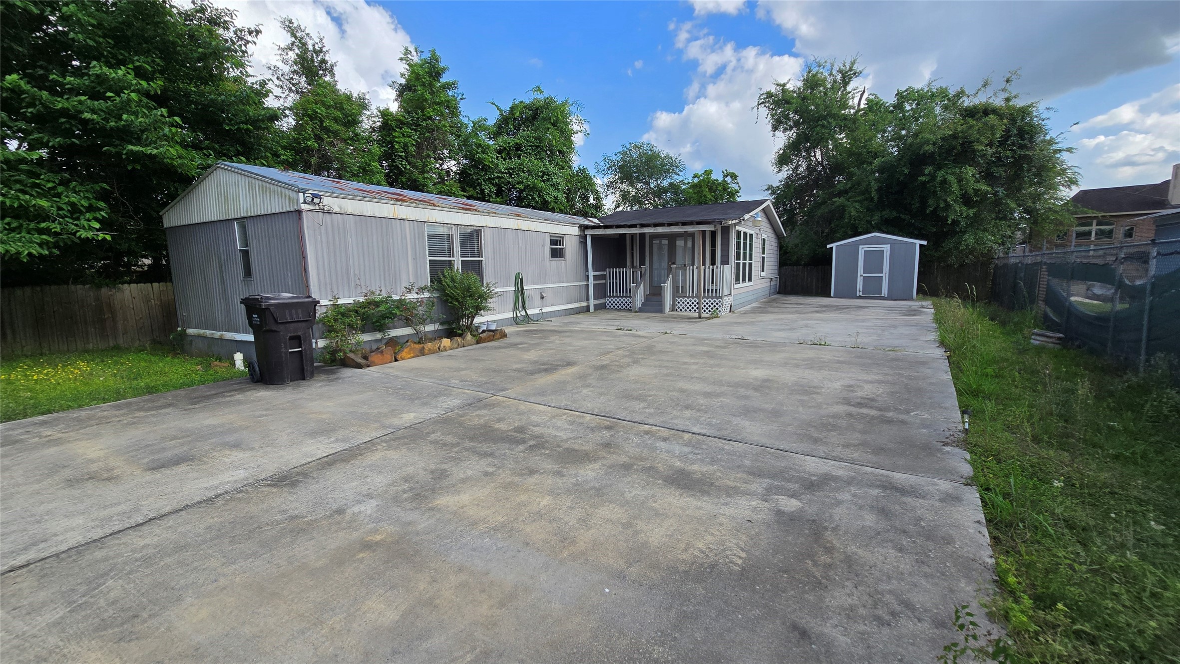 4915 Sitca Street Spring, TX 77389 - Photo 2 of 11