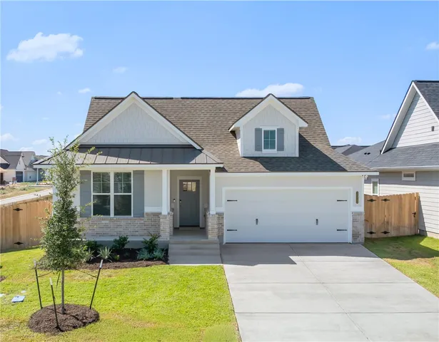 $376,600 | 3525 Pointe Du Hoc Drive, Bryan, TX 77808