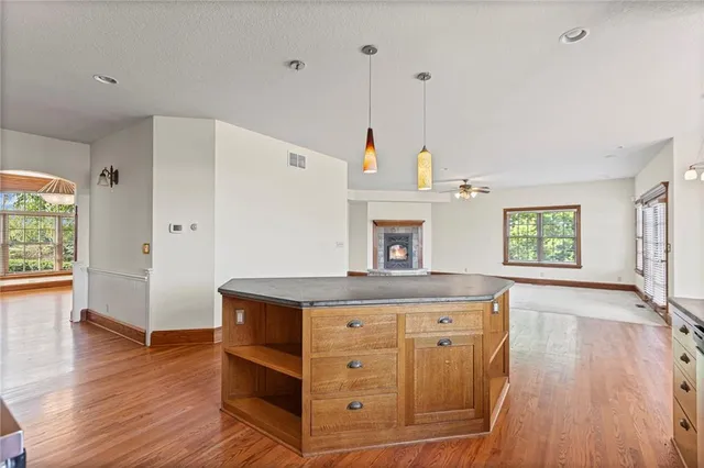 $1,900,000 | 1548 North 800 Road, Baldwin City, KS 66006