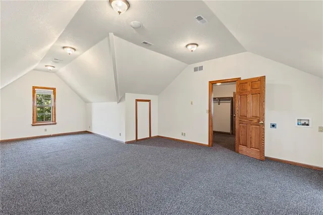 $1,900,000 | 1548 North 800 Road, Baldwin City, KS 66006