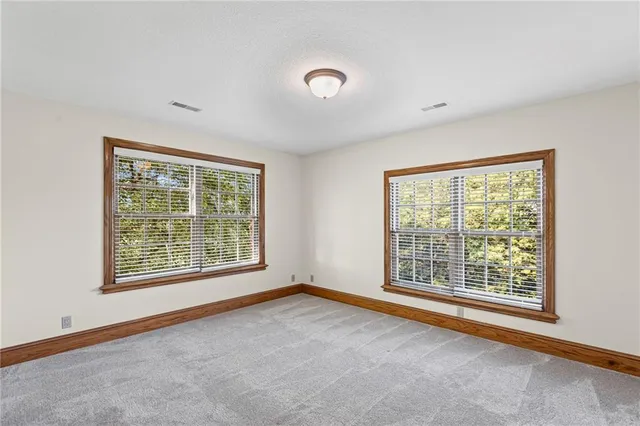 $1,900,000 | 1548 North 800 Road, Baldwin City, KS 66006