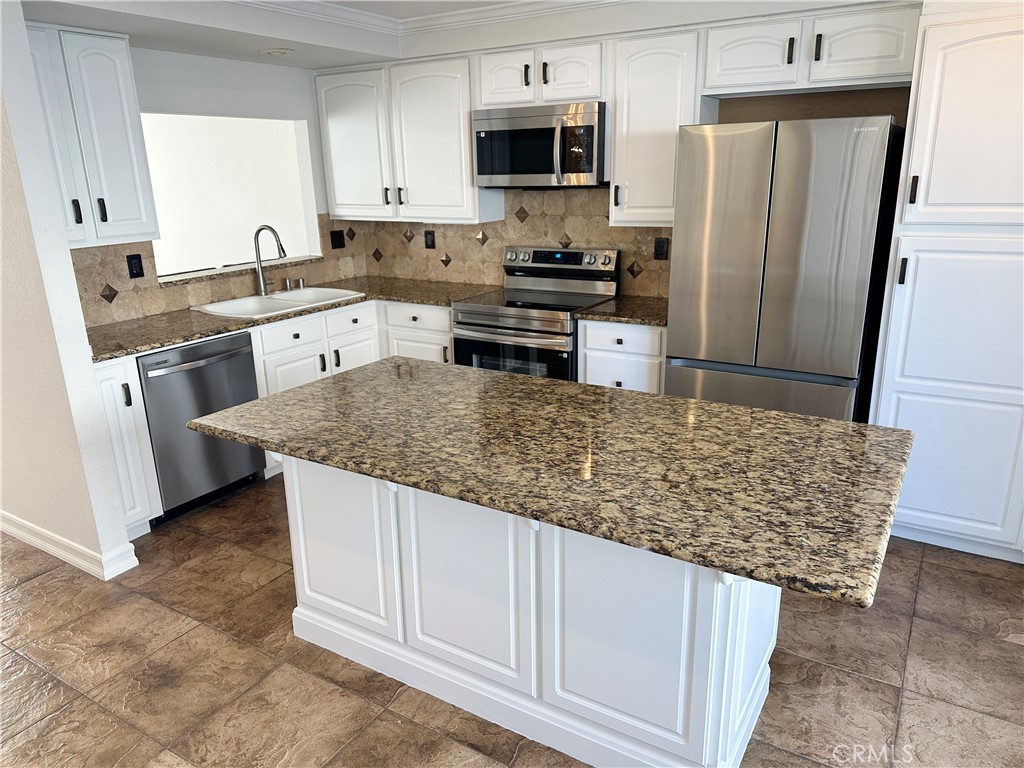 25885 Trabuco Road, Unit 56 Lake Forest, CA 92630 - Photo 8 of 41