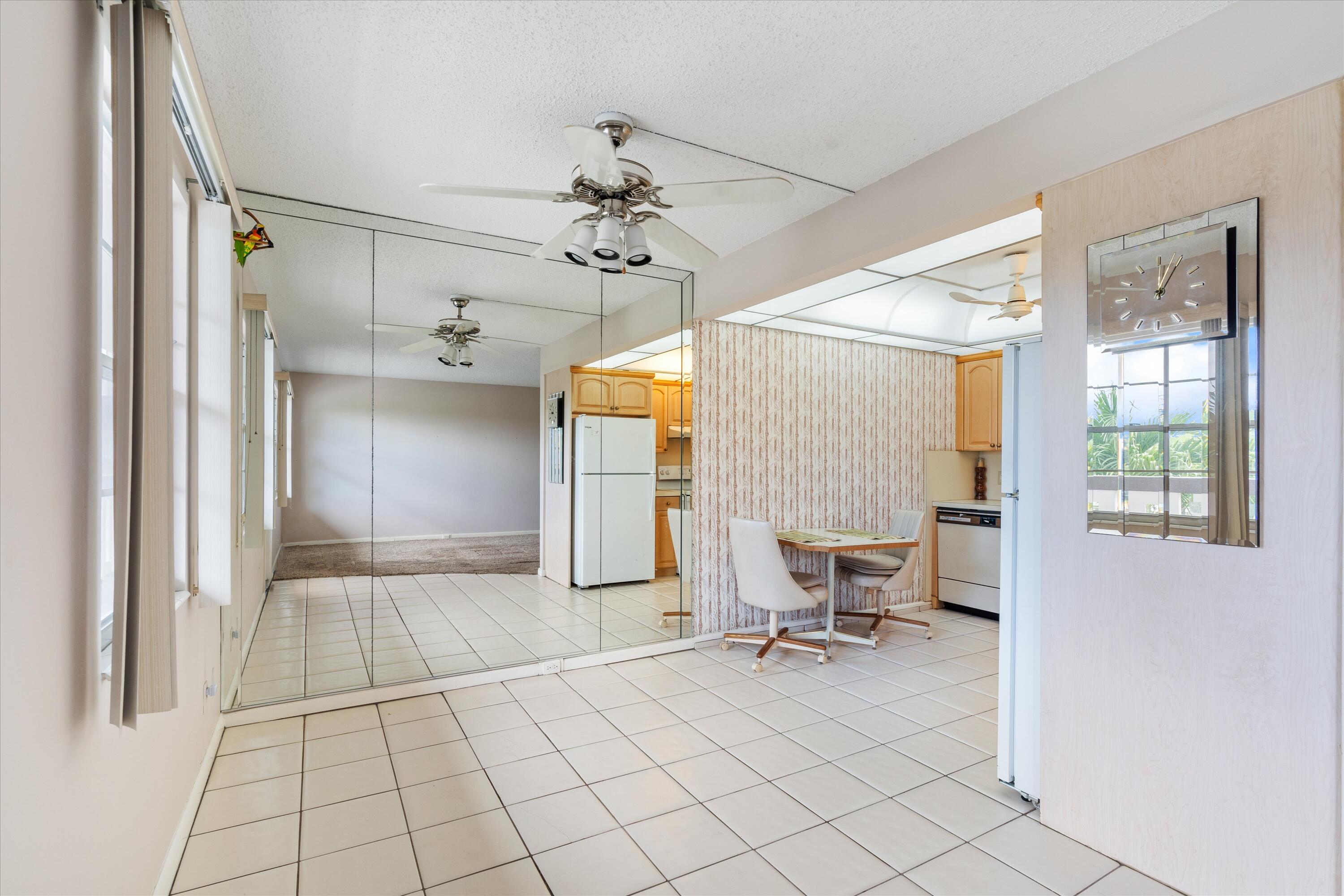 3007 Hythe A, Unit 3007 Boca Raton, FL 33434 - Photo 6 of 31 06-3007 Hythe A Unit A Boca Raton, FL-11
