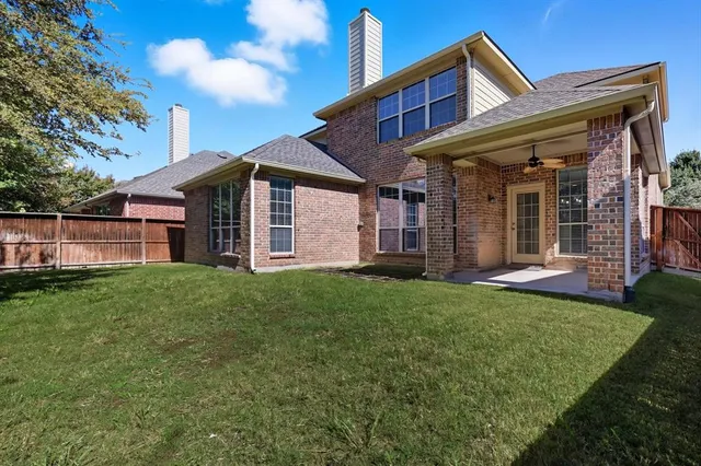 $3,450 | 1328 Burnett Road, Lantana, TX 76226