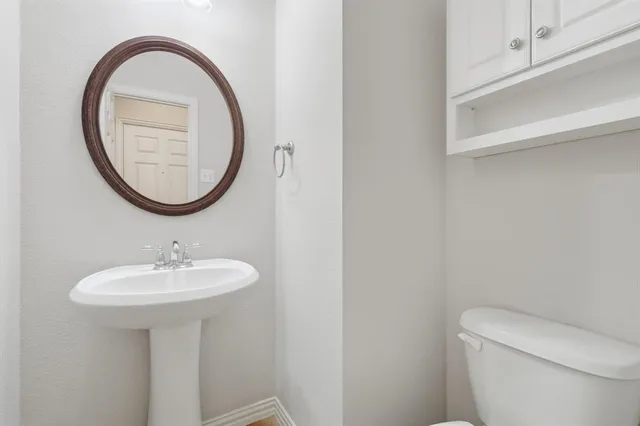 $3,450 | 1328 Burnett Road, Lantana, TX 76226