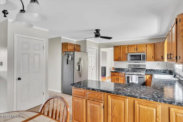 $465,000 | 641 Knickerbocker Road, Schaghticoke, NY 12154