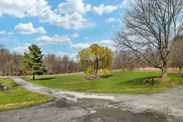 $465,000 | 641 Knickerbocker Road, Schaghticoke, NY 12154