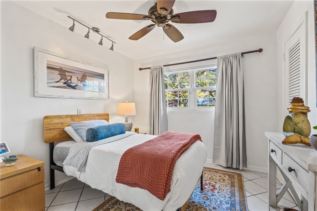 456 Holly Road Vero Beach, FL 32963 - Photo 13 of 25