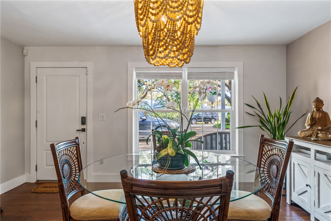 456 Holly Road Vero Beach, FL 32963 - Photo 3 of 25