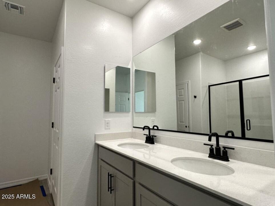 5628 West Summerside Road Laveen, AZ 85339 - Photo 11 of 32 0011_ Primary Bath