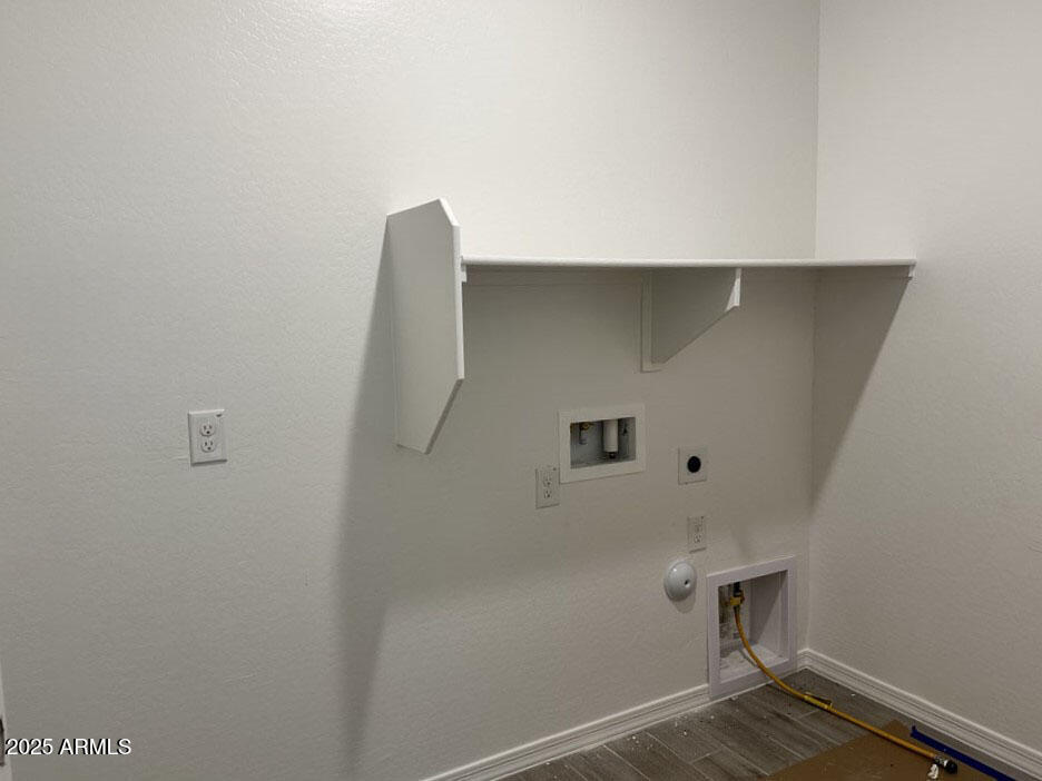 5628 West Summerside Road Laveen, AZ 85339 - Photo 14 of 32 0014_ Laundry Room