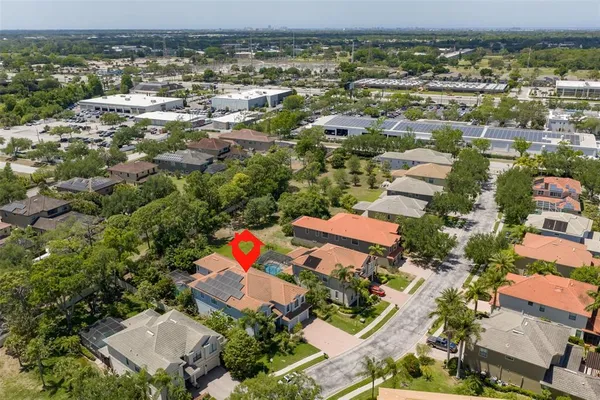 $6,900 | 2679 Lakebreeze Lane, Clearwater, FL 33759