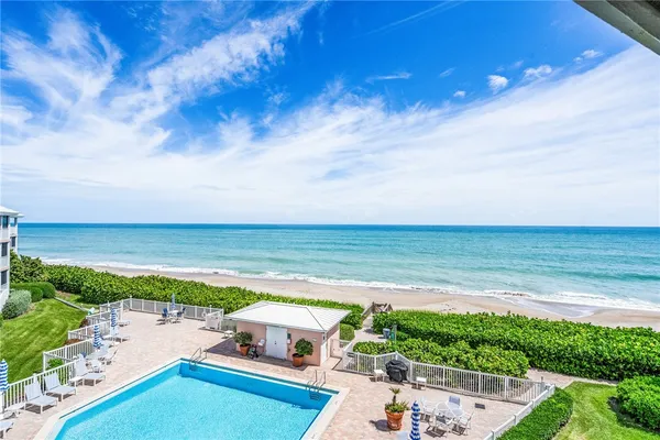 $12,500 | 8830 South Sea Oaks Way, Unit 302, Vero Beach, FL 32963