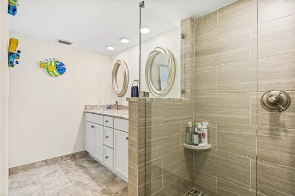 $12,500 | 8830 South Sea Oaks Way, Unit 302, Vero Beach, FL 32963