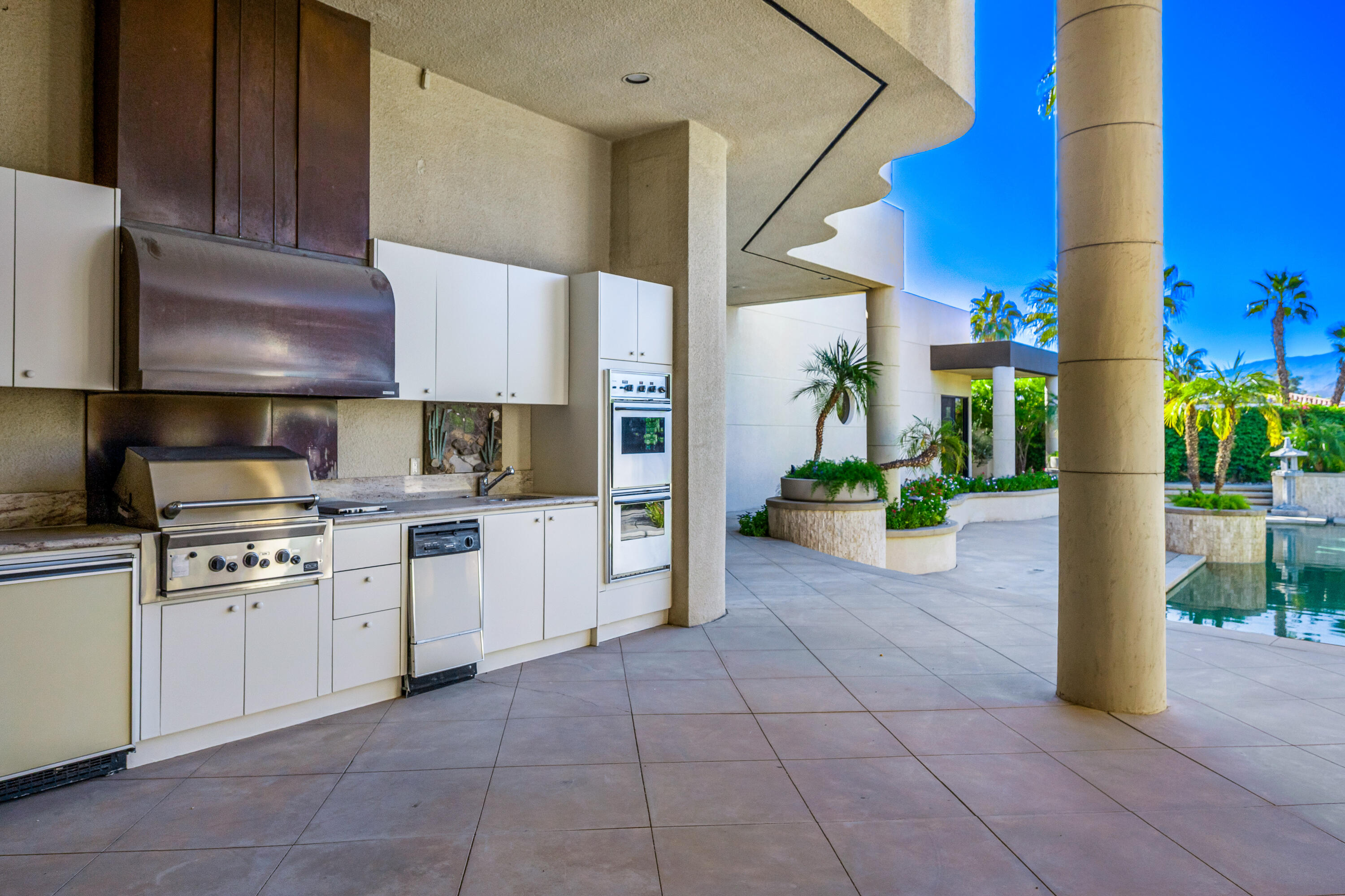 23 Stephen Terrace Rancho Mirage, CA 92270 - Photo 9 of 104 117-print-CC_23StevenUpdate_OPMG_1025_01