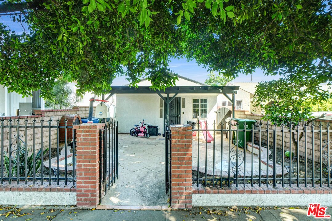 13110 Pinney Street Pacoima, CA 91331 - Photo 2 of 16