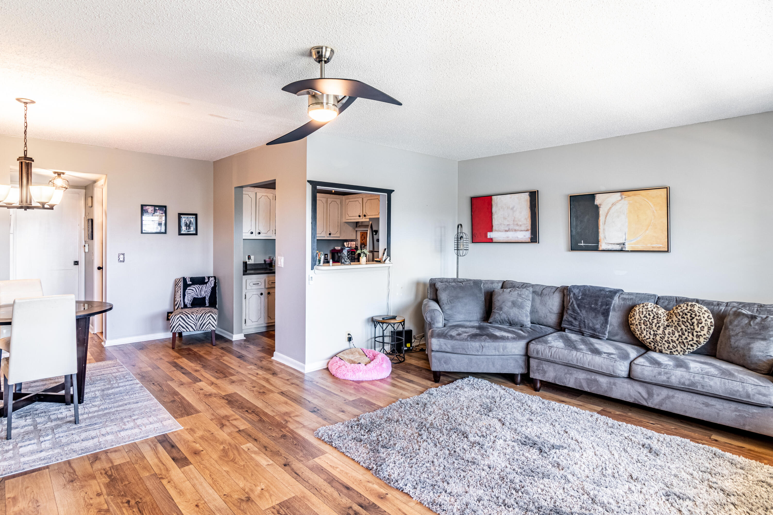 34 Suffolk Way Boca Raton, FL 33434 - Photo 6 of 19 Living Room/Dining Room