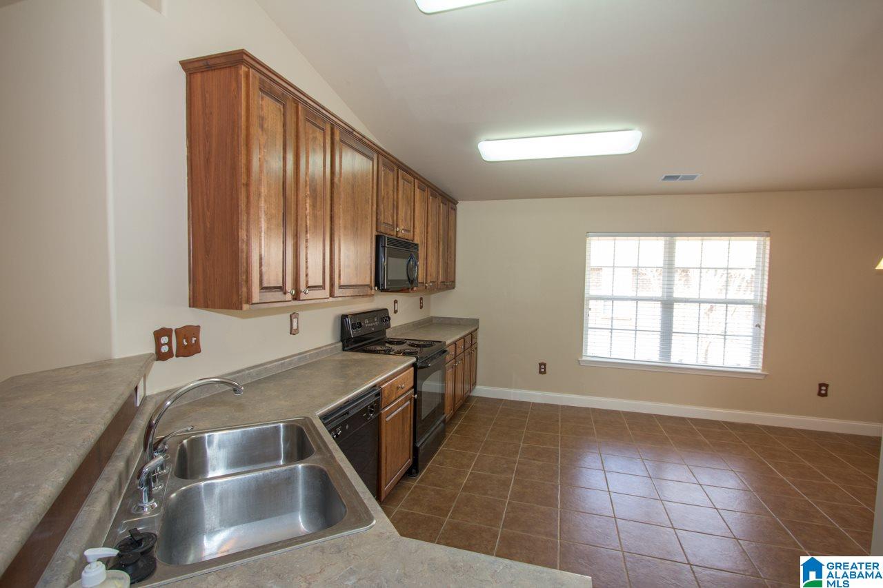 134 Ivy Trace Calera, AL 35040 - Photo 15 of 48