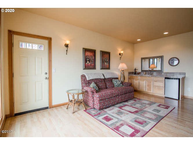 35800 Fisher Road Pacific City, OR 97135 - Photo 19 of 24 Gallery Image 19
