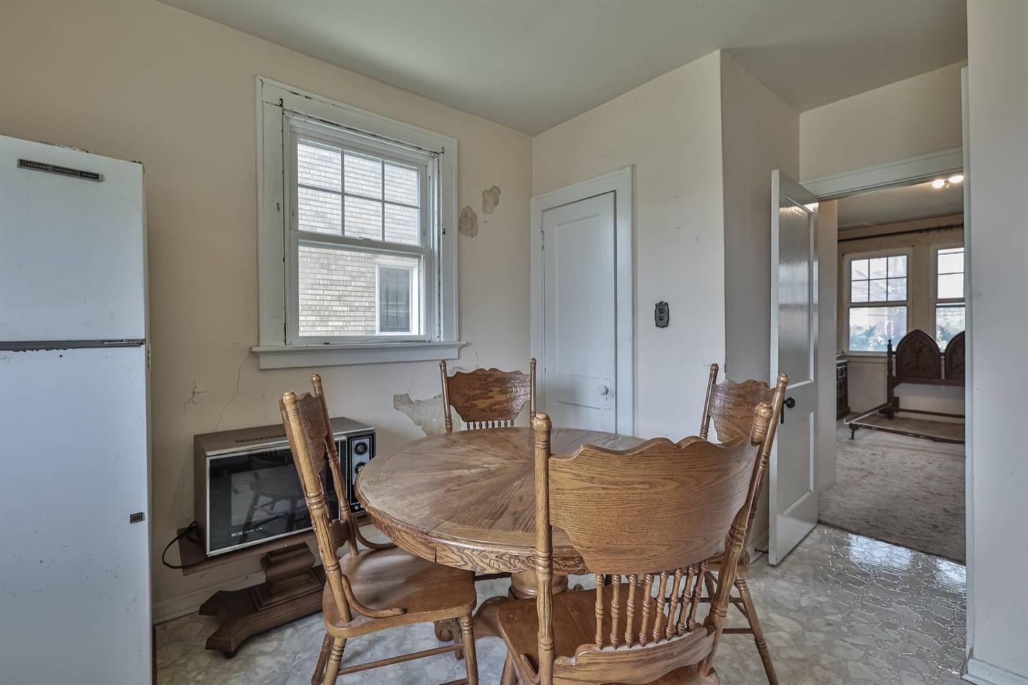 4913 Ralph Avenue Cincinnati, OH 45238 - Photo 8 of 18 Gallery Image 8