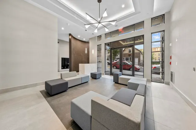 $3,900 | 121 34th Street, Unit 508, Union City, NJ 07087