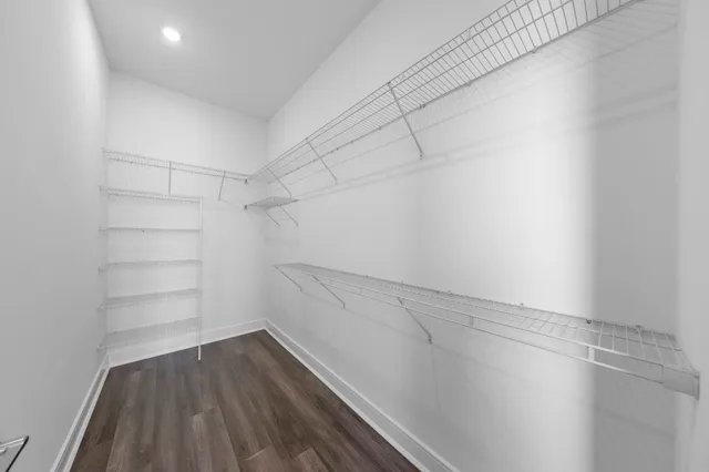 $3,900 | 121 34th Street, Unit 508, Union City, NJ 07087