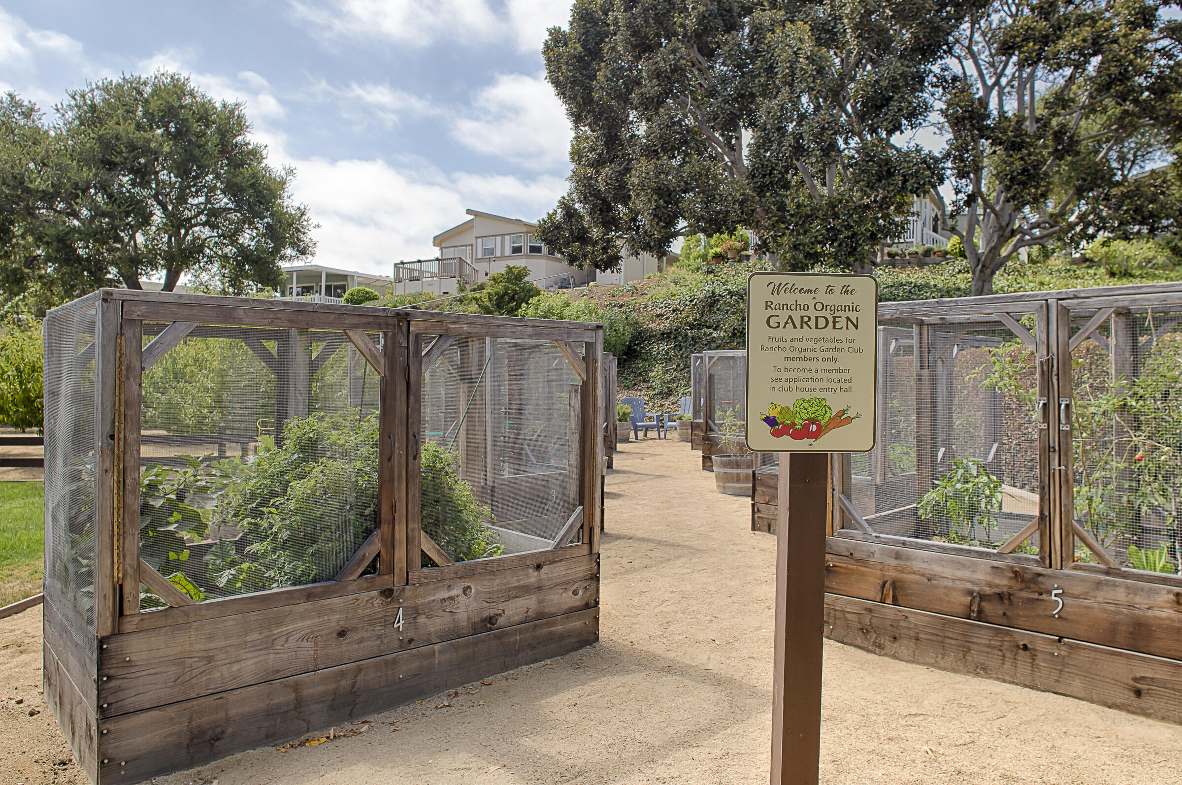 333 Old Mill Road, Unit SPC 66 Santa Barbara, CA 93110 - Photo 25 of 33 a view of a park with iron fence