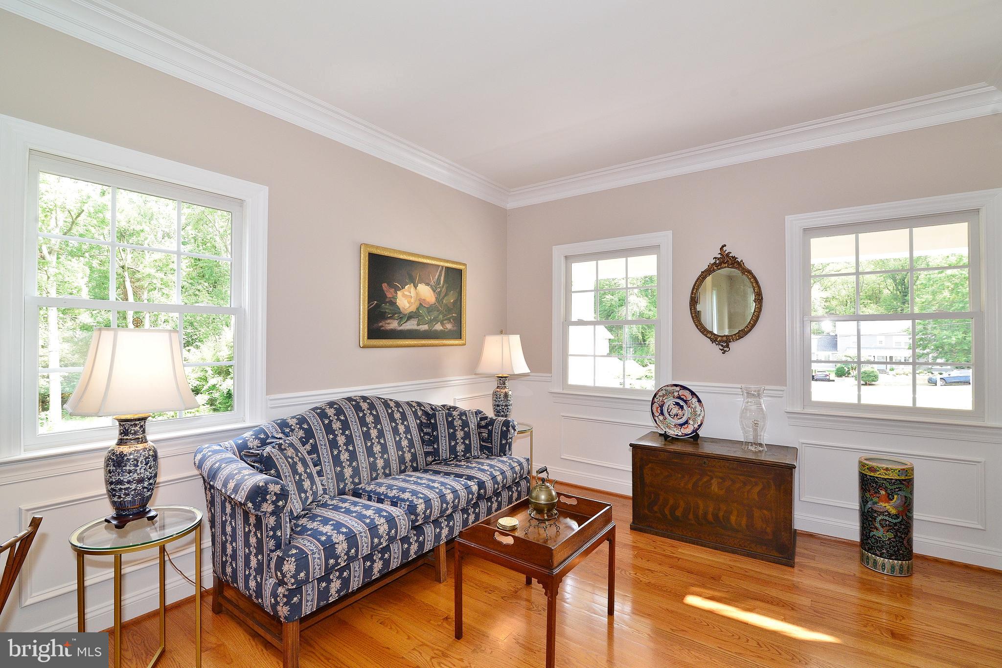 8134 Stacey Road Alexandria, VA 22308 - Photo 6 of 48 Sitting Room