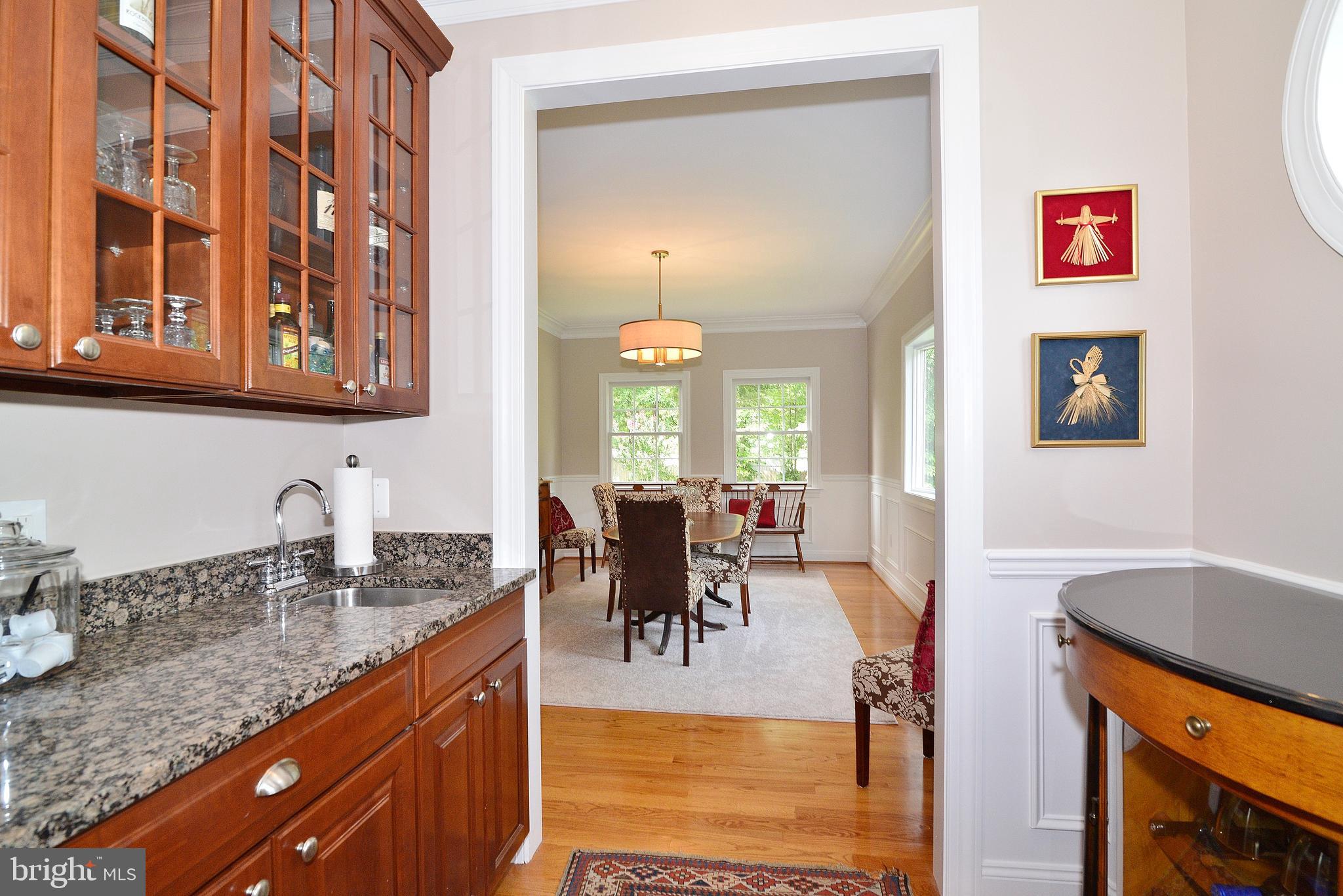 8134 Stacey Road Alexandria, VA 22308 - Photo 7 of 48 Butler's Pantry