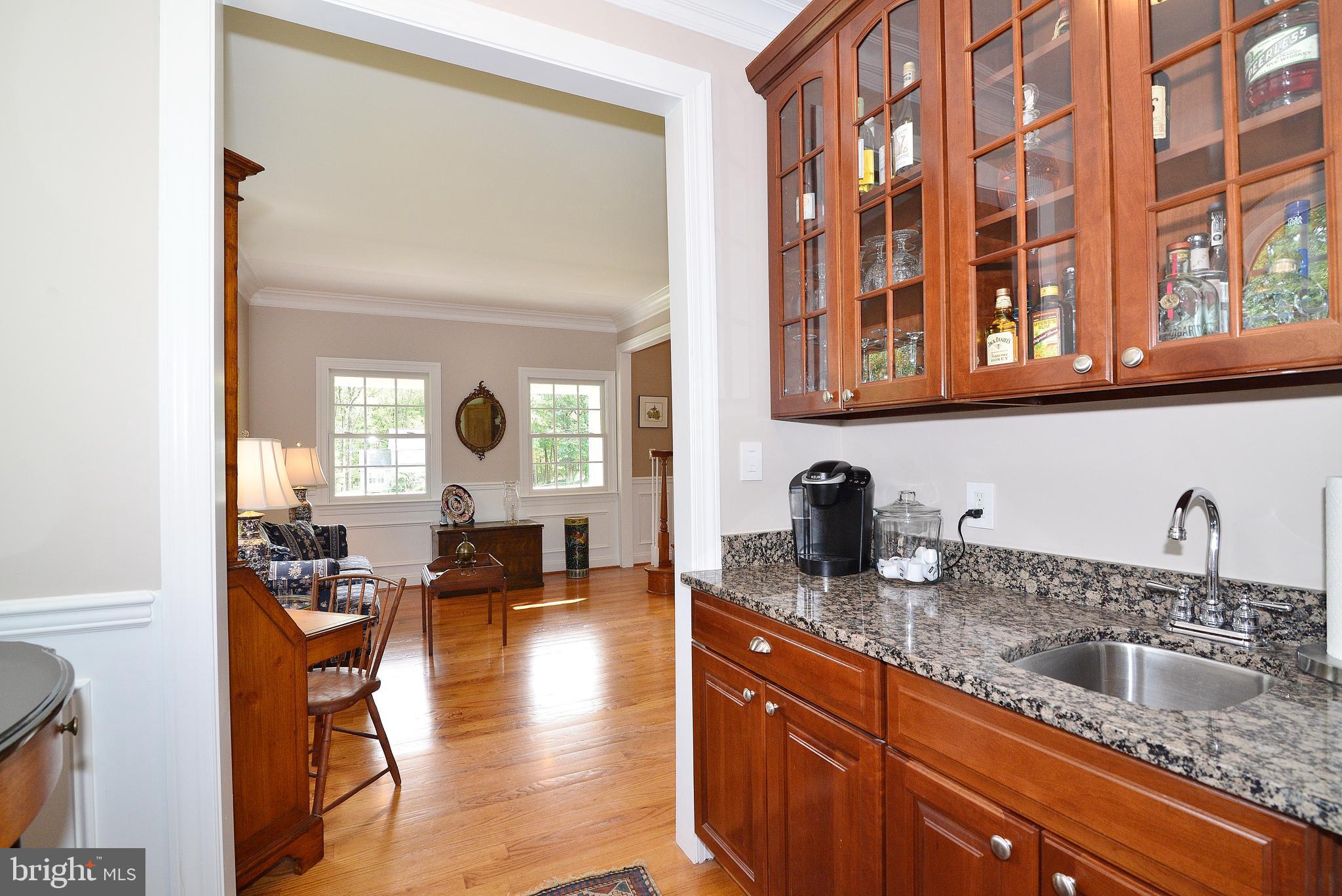8134 Stacey Road Alexandria, VA 22308 - Photo 8 of 48 Butler's Pantry