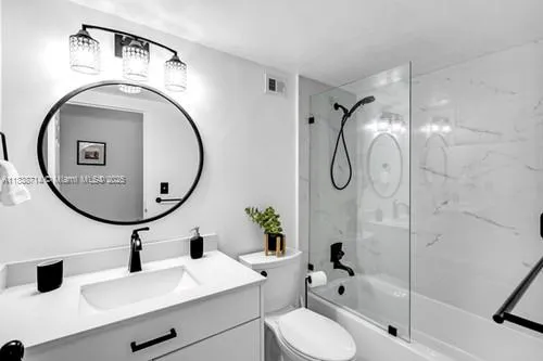 $3,000 | 9195 Collins Avenue, Unit 1006, Surfside, FL 33154