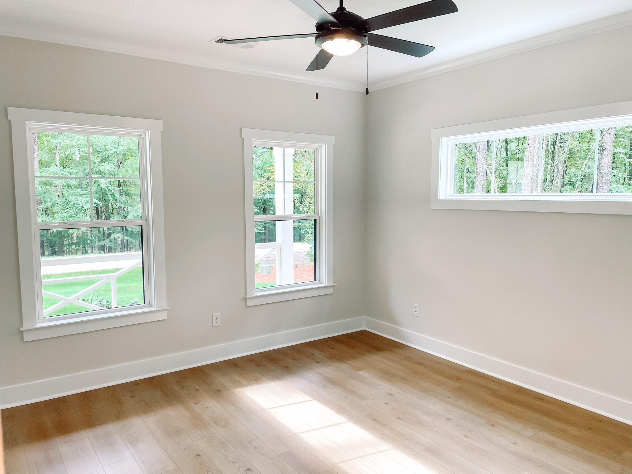 114 Rhett Drive McCormick, SC 29835 - Photo 4 of 25 IMG_2145