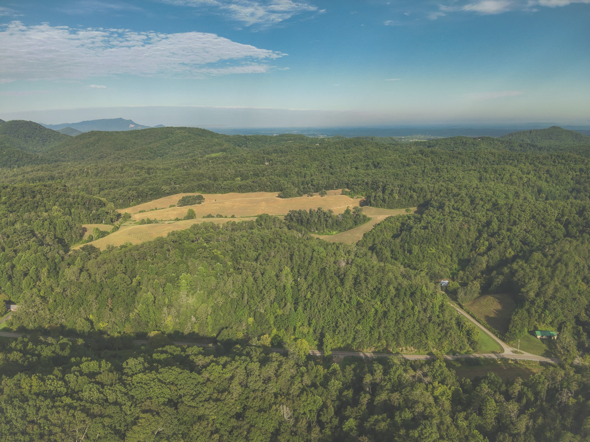 1634 Dixon Branch Road Sevierville, TN 37876 - Photo 40 of 86 Gallery Image 40